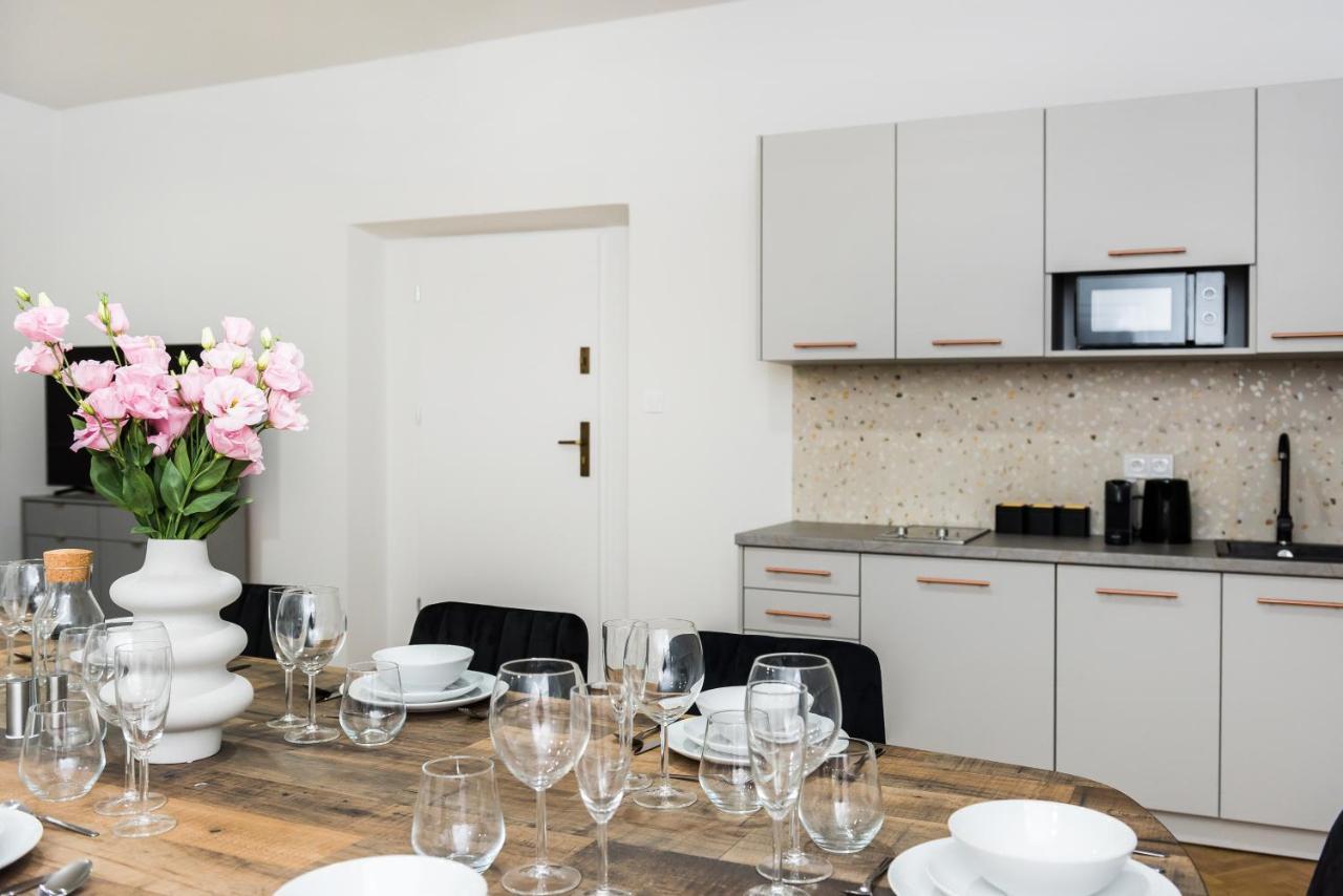 Gallery 7 - Apartment 3 Краков Экстерьер фото
