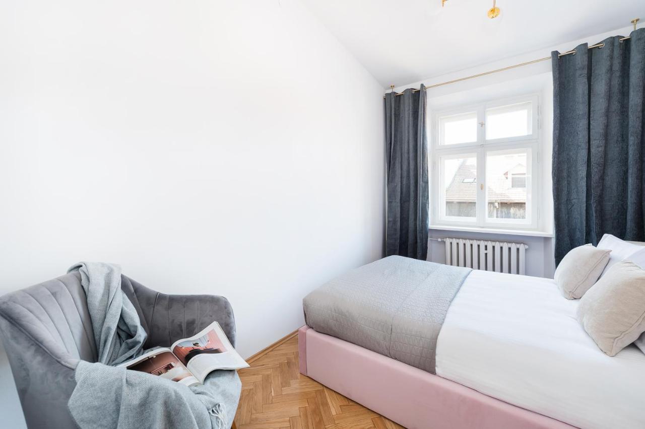 Gallery 7 - Apartment 3 Краков Экстерьер фото