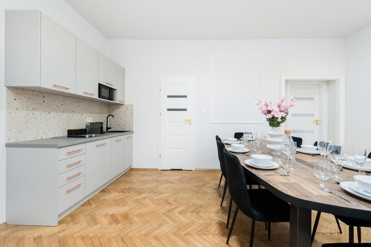 Gallery 7 - Apartment 3 Краков Экстерьер фото